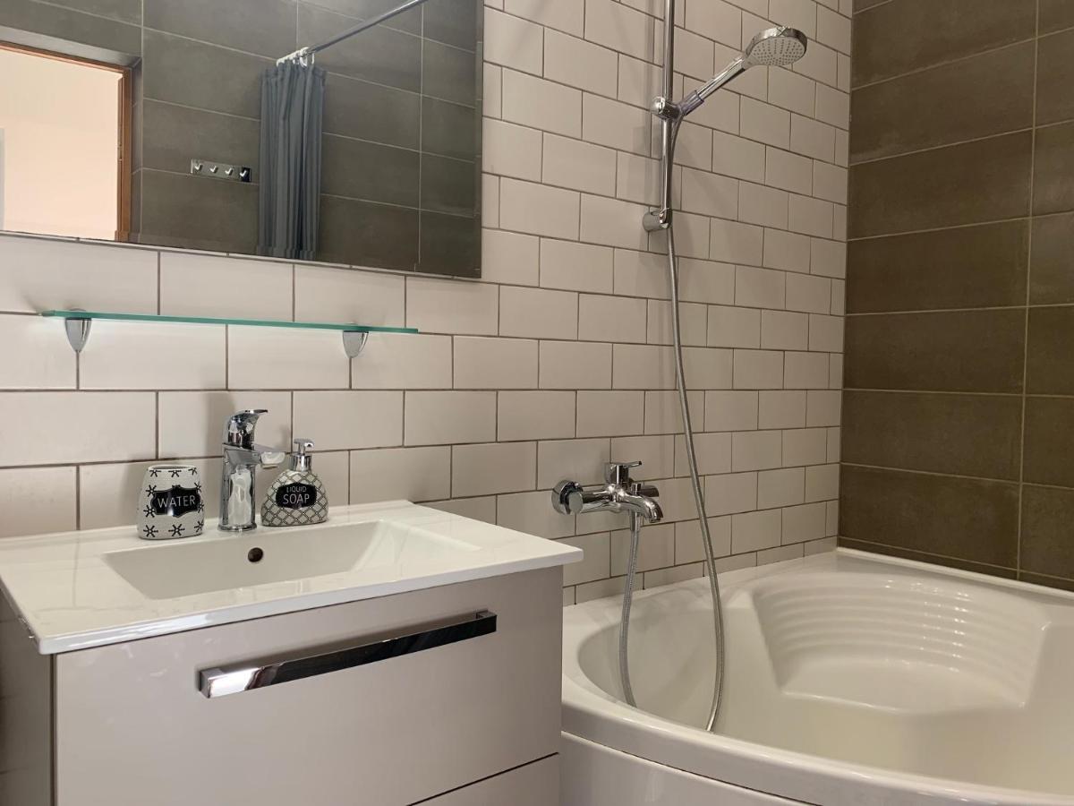 Aquagate Jurmala Apartment ภายนอก รูปภาพ